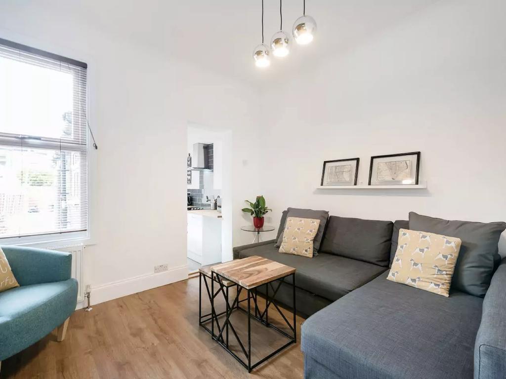 Cambridge House - Modern 2 Bedroom House, Close To Luton Airport & Town Centre Exteriör bild